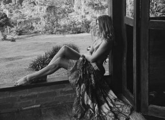 Grazi Massafera posta foto esbanjando sensualidade