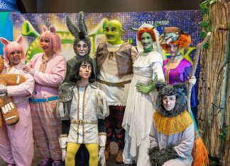 Musical Shrek estreia no Taguspark com uma plateia recheada de caras conhecidas