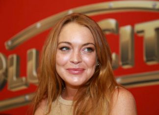 Lindsay Lohan está internada em Londres