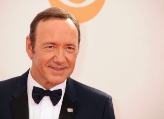 Kevin Spacey quer ser pai mas não tem pressa