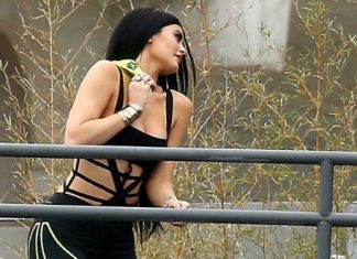 Kylie Jenner posa supersensual