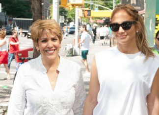 Mãe de Jennifer Lopez ganhou US$ 2,4 milhões num casino